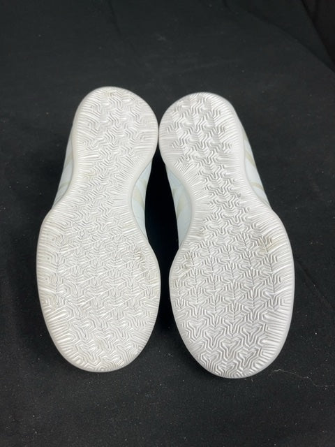 Chaussures de football Nike Blanc - 28 Réf: C135