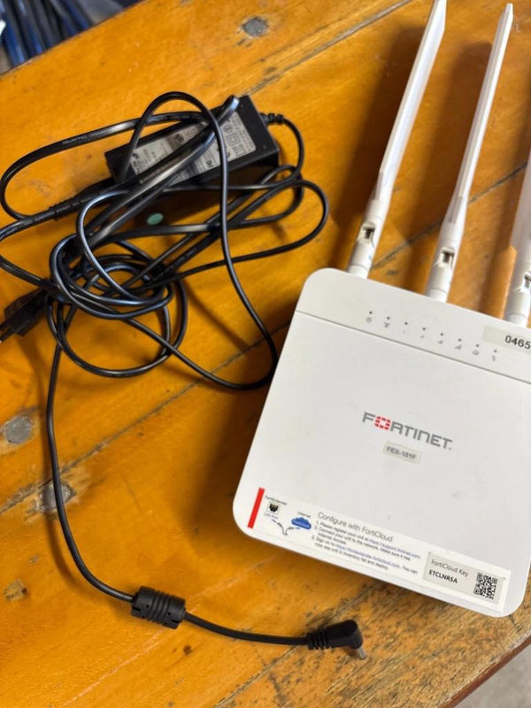 Fortinet Fortiextender Fex-101f – Routeur 4g Lte Pro