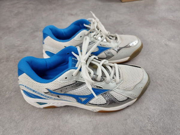 Chaussures de sport en salle Mizuno blanches et bleues - Taille 38 Réf: C242