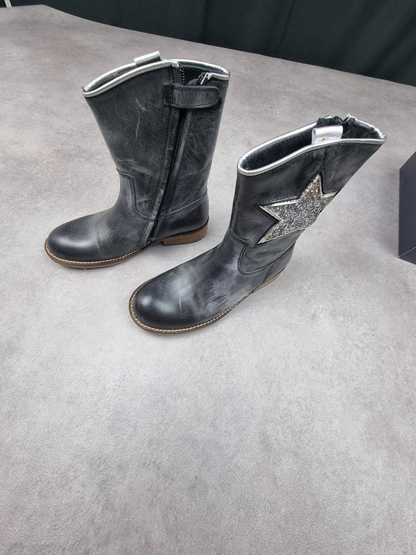 bottes hip fille noir/argent avec une étoile - Taille 32 Réf: C0245