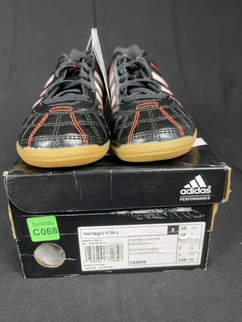 Chaussures de football salle enfant adidas noires - 33 Réf: C068