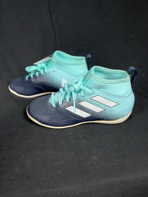 Chaussures de football Adidas Turquoise - 33 Réf: C079
