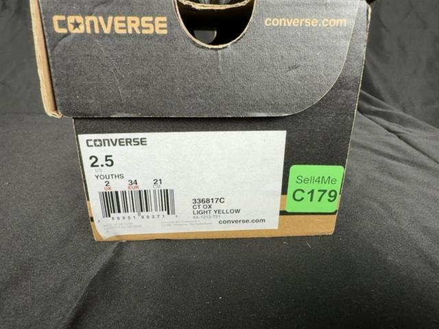 Baskets Converse jaune - 34 Réf: C179