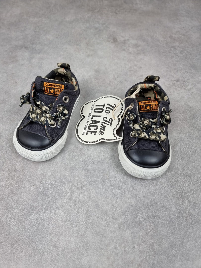 Baskets bébé Converse noir - Pointure 19 C025 Image secondaire du produit