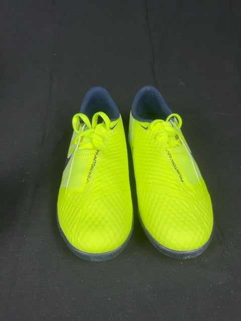 Chaussures futsal Nike jaune - 33.5 Réf: Ao0372-717