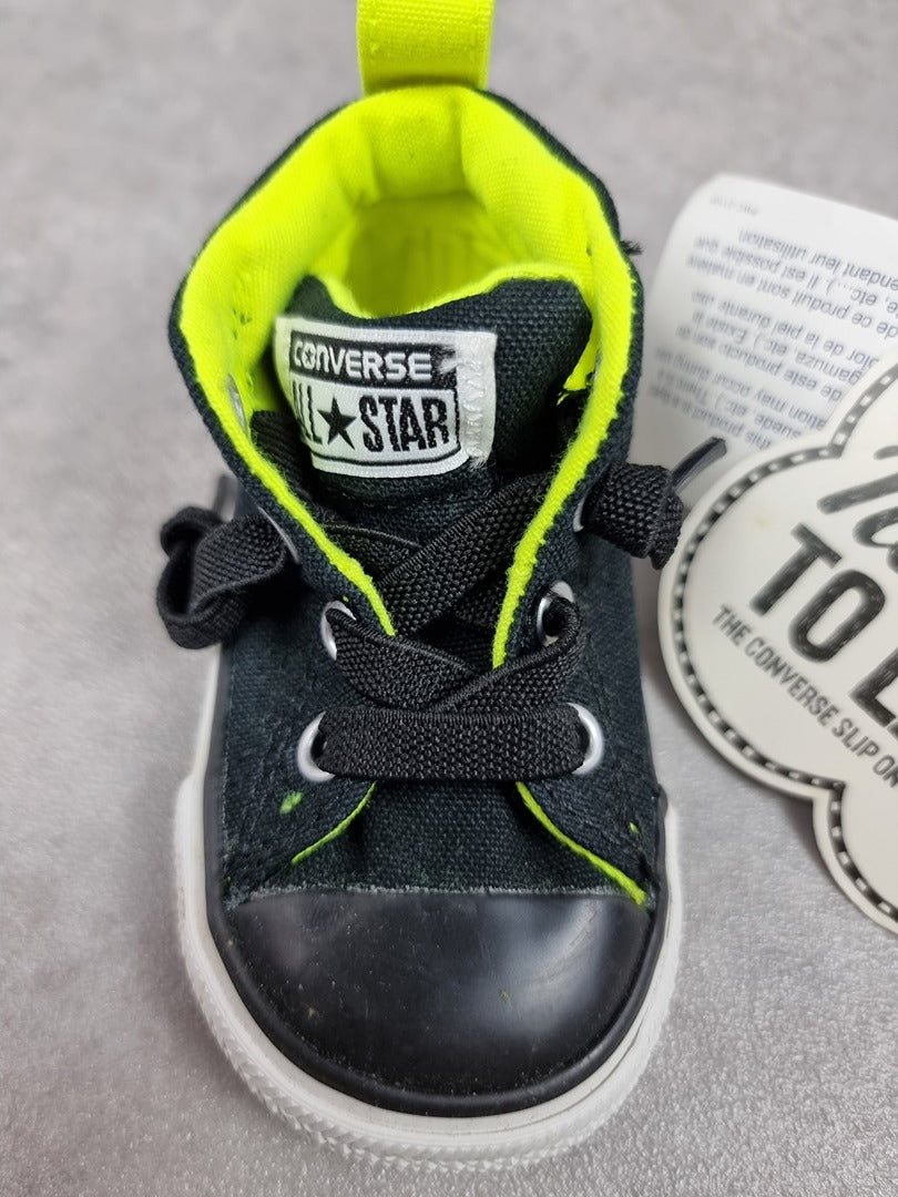 Baskets Converse noires - Pointure 19 C027