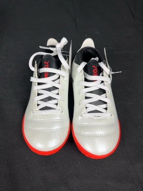 Chaussures de foot Puma Blanc - 28 Réf: C138 Image secondaire du produit