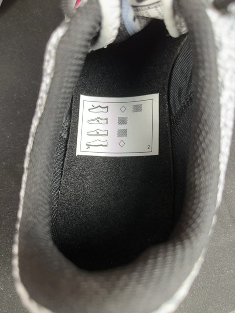 Chaussures de football Nike Gris - 33 Réf: C072