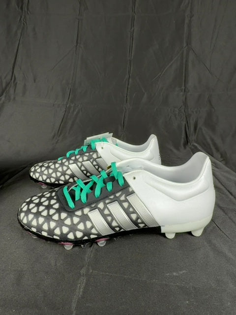 Chaussures de football Adidas noir - 35 Réf: C176