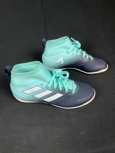 Chaussures de football Adidas Turquoise - 33 Réf: C079