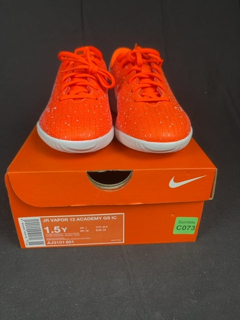 Chaussures de football Nike Orange - 33 Réf: C073