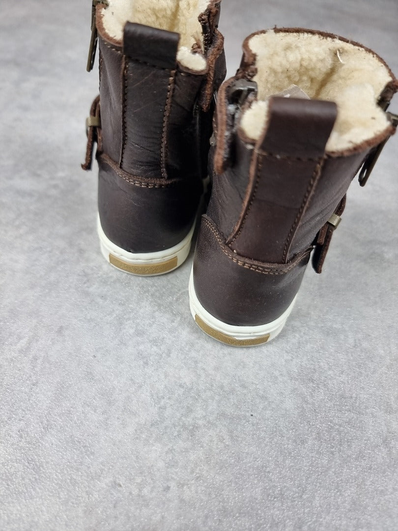 Bottes Pinocchio marron foncé - Pointure 23 C009
