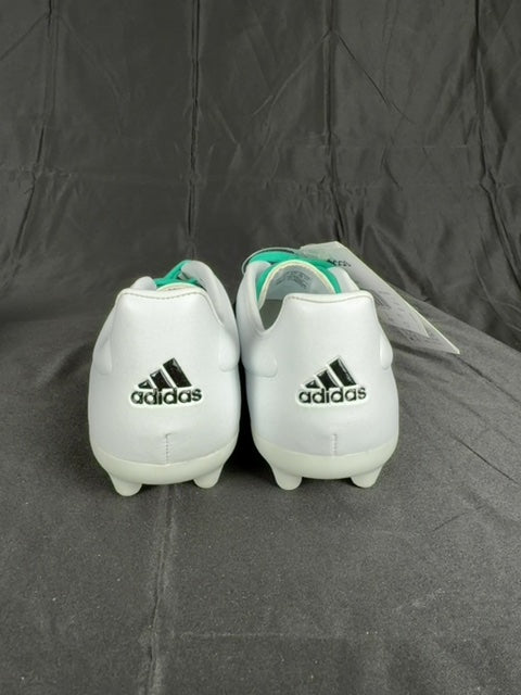 Chaussures de football Adidas noir - 35 Réf: C176