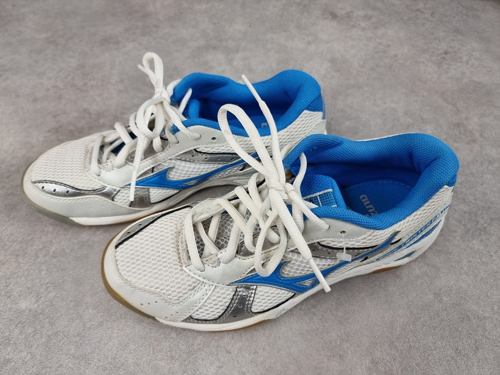 Chaussures de sport en salle Mizuno blanches et bleues - Taille 38 Réf: C242