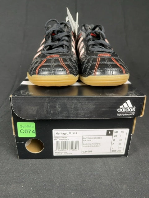 Chaussures de football Adidas Noir - 33 Réf: C074