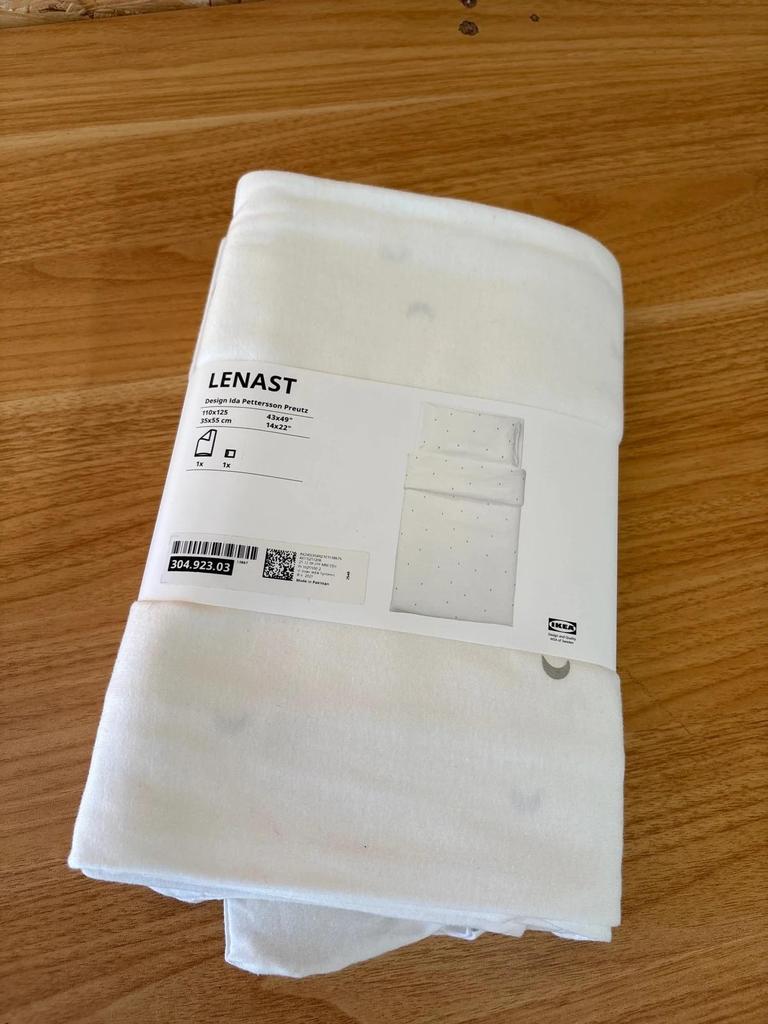 Parure de lit bébé Ikea 110x125 cm + taie d’oreiller – Blanc – Neuve