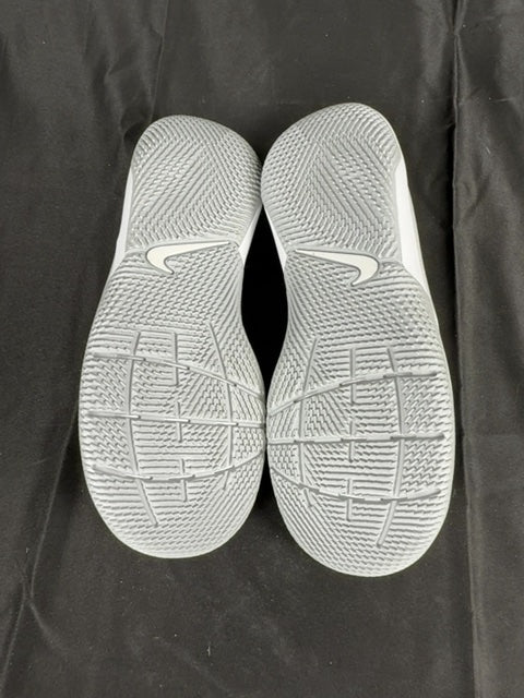 Chaussures de football en salle Nike blanc - 31.5 Réf: C209