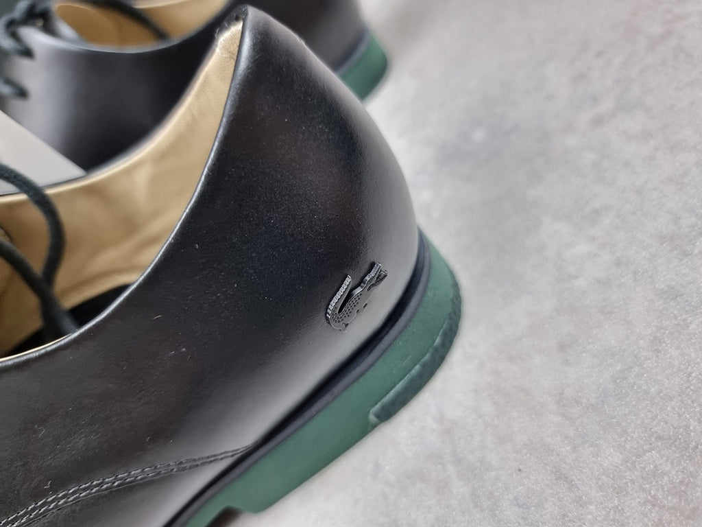 Chaussures Lacoste en cuir noir et vert - 38
