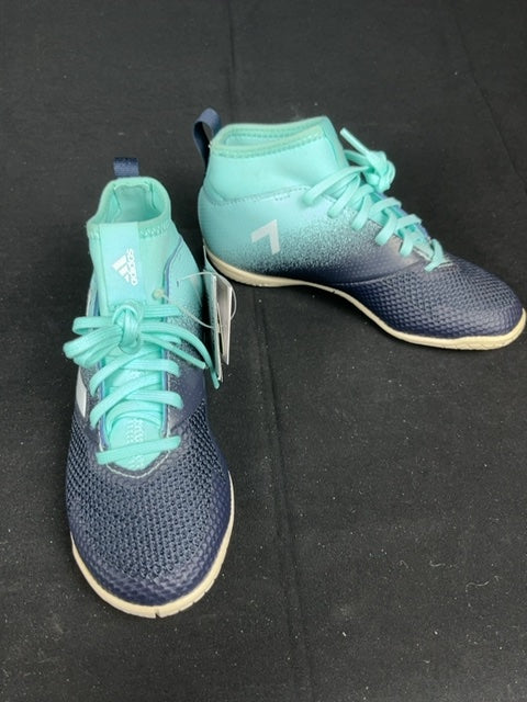 Chaussures de football Adidas Turquoise - 33 Réf: C079