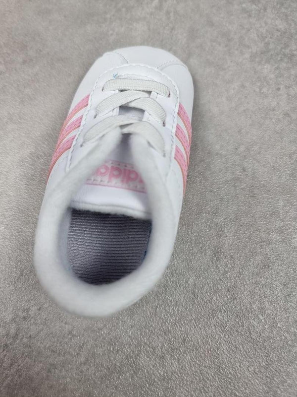 Chaussons et pantoufle adidas blanc et rose - Pointure 19 C026