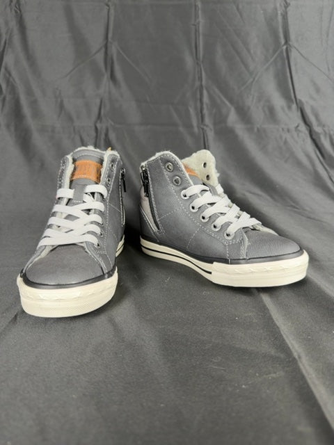 Baskets Mustang gris - 31 Réf: C207