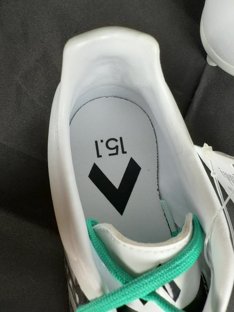 Chaussures de football Adidas noir - 35 Réf: C176