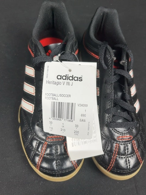 Chaussures de football Adidas Noir - 33 Réf: C074