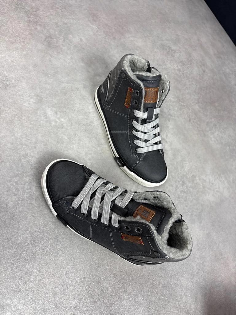 Baskets montantes Mustang 914376 Taille 31 grises Réf: C248 - Sell4Me Image principale du produit