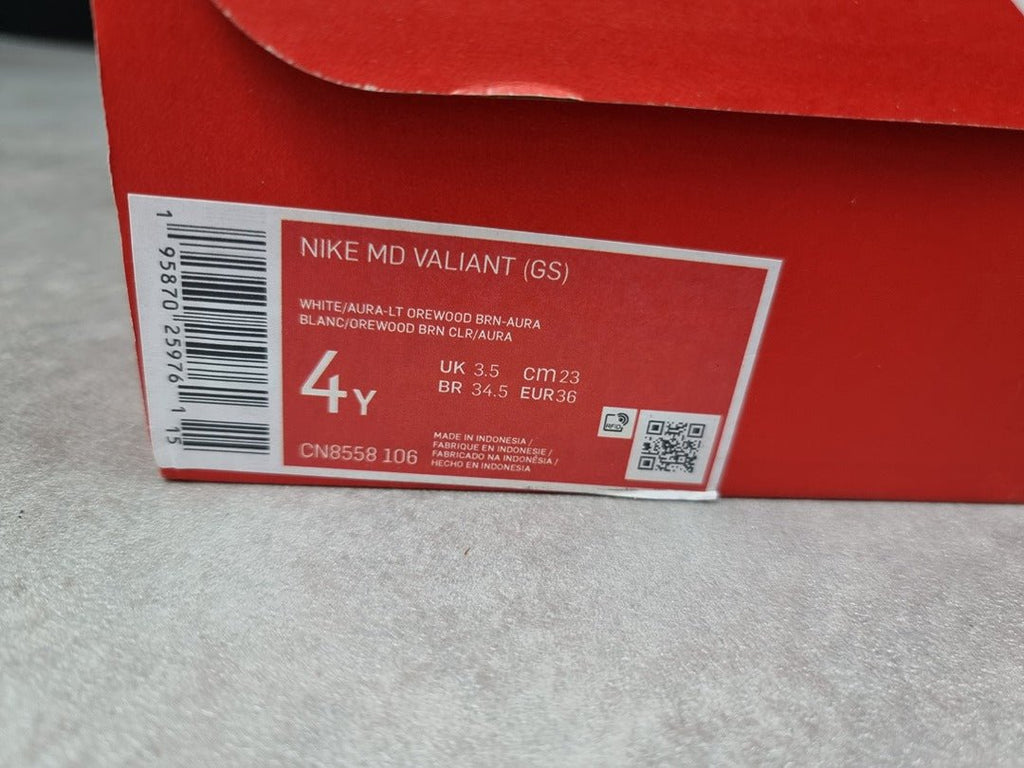Baskets Nike Md Valiant blanc - Taille 36 Réf: C0249 - Sell4Me