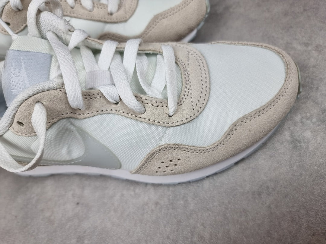 Baskets Nike Md Valiant blanc - Taille 36 Réf: C0249 - Sell4Me