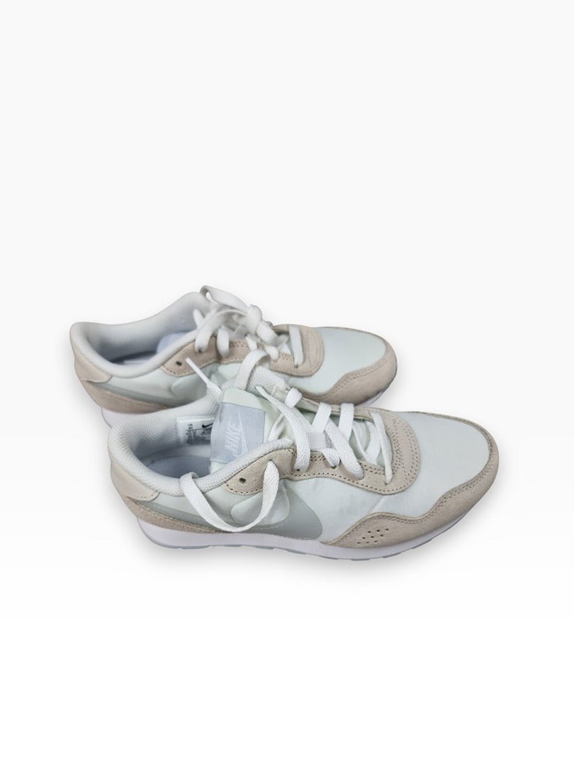 Baskets Nike Md Valiant blanc - Taille 36 Réf: C0249 - Sell4Me