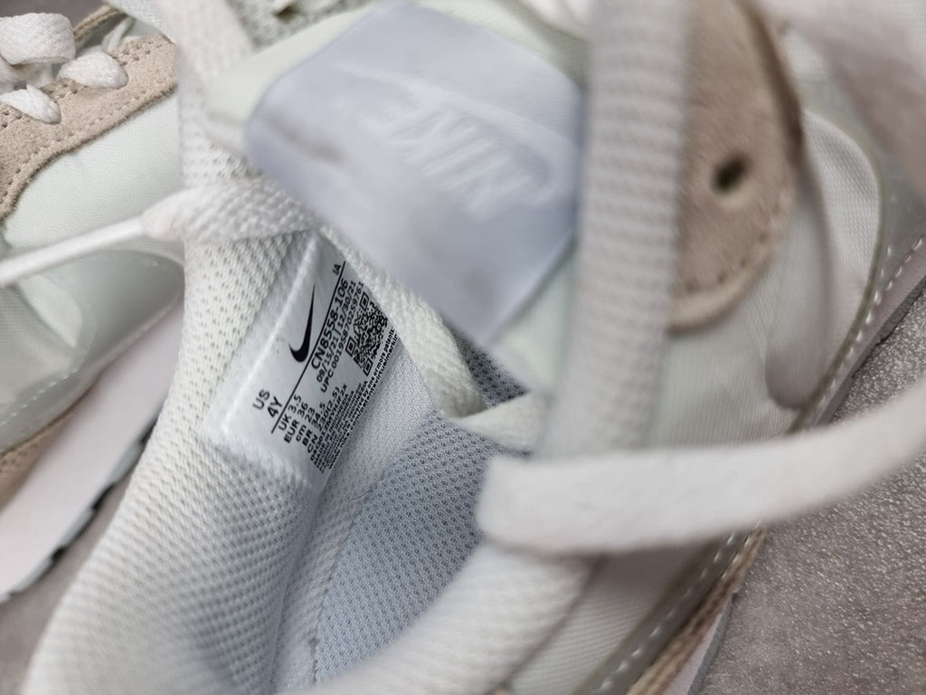 Baskets Nike Md Valiant blanc - Taille 36 Réf: C0249 - Sell4Me