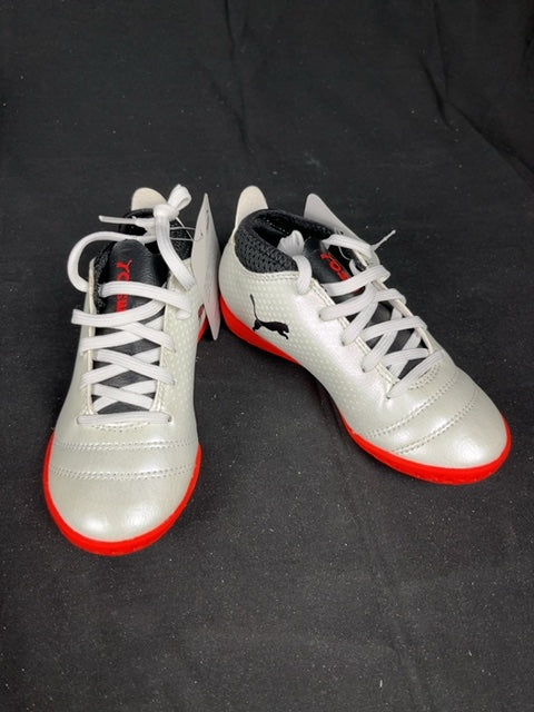 Chaussures de foot Puma Blanc - 28 Réf: C138 Image principale du produit