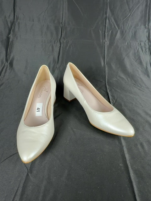 Escarpins Fiarucci blanches - Taille 41 Réf: 187