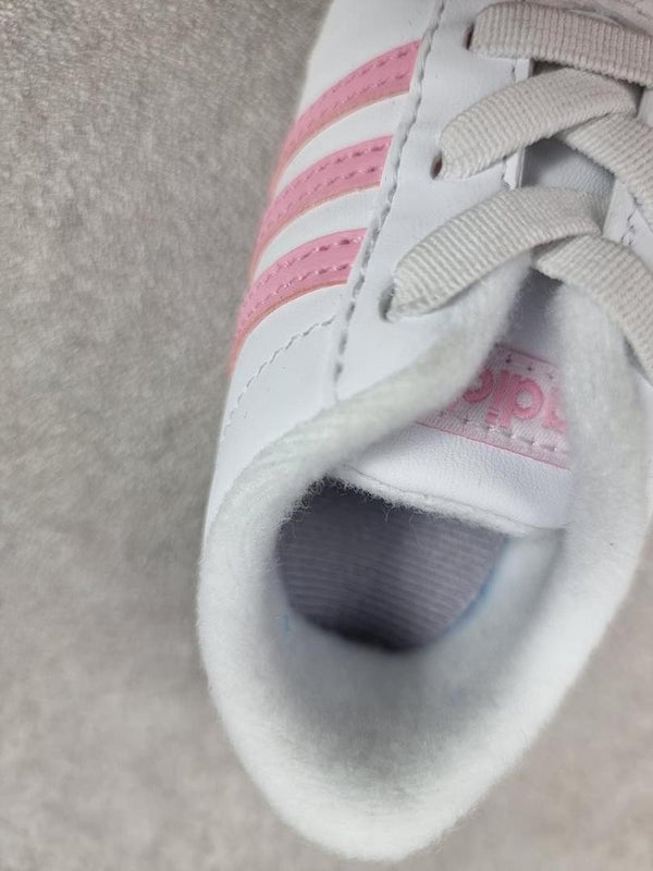Chaussons et pantoufle adidas blanc et rose - Pointure 19 C026