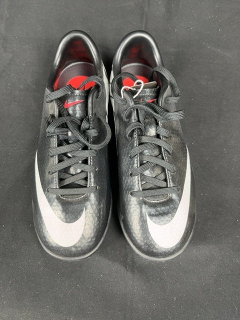 Chaussures de football Nike Noir - 33 Réf: C069