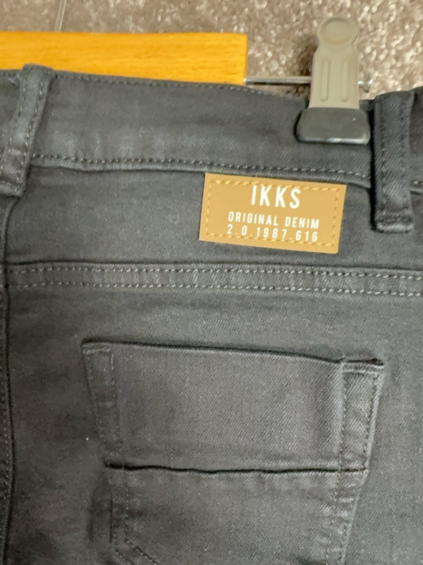 Ikks Boys Jeans (7 Ans) Tout neuf - Sell4Me