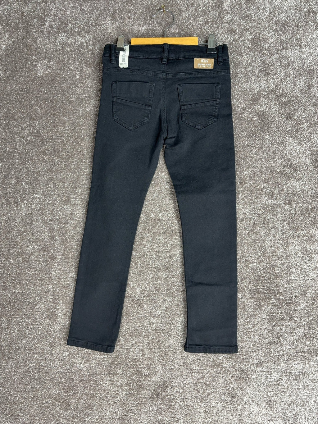 Ikks Boys Jeans (7 Ans) Tout neuf - Sell4Me